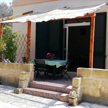 Casa Tra Gli Ulivi. Holiday home *