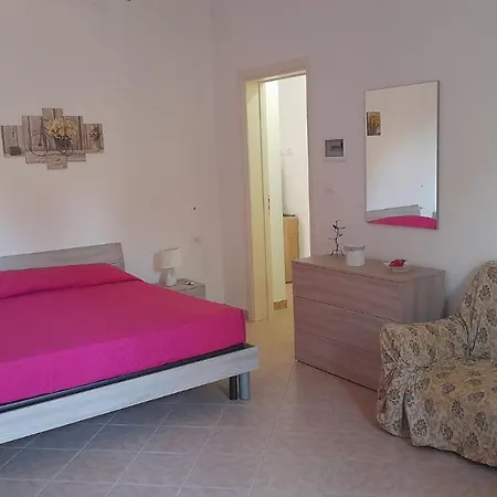 Casa Tra Gli Ulivi. Holiday home