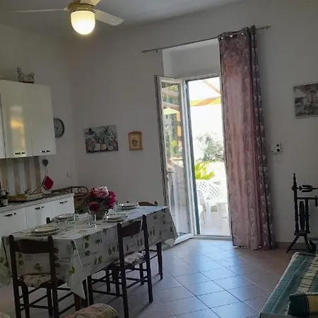 Casa Tra Gli Ulivi. *