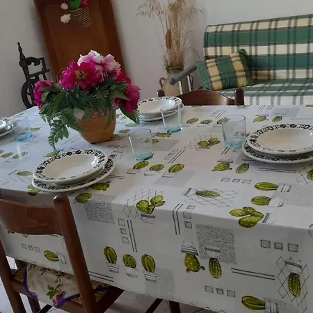 Casa Tra Gli Ulivi. Holiday home
