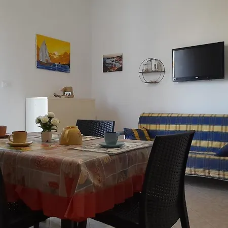 Casa Tra Gli Ulivi. Holiday home *